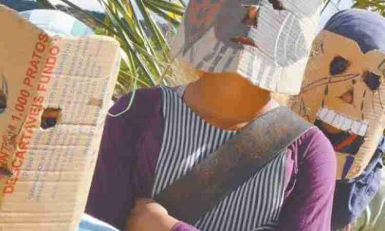 A tradição dos Penitentes e Caretas na Semana Santa do Ceará: Devoção, Alegria e Solidariedade